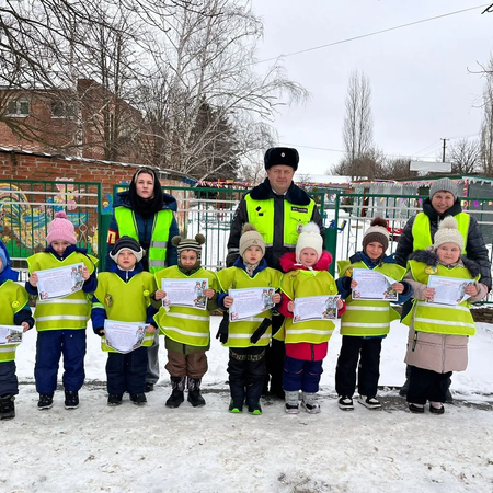 Зимним дорогам - безопасное движение"